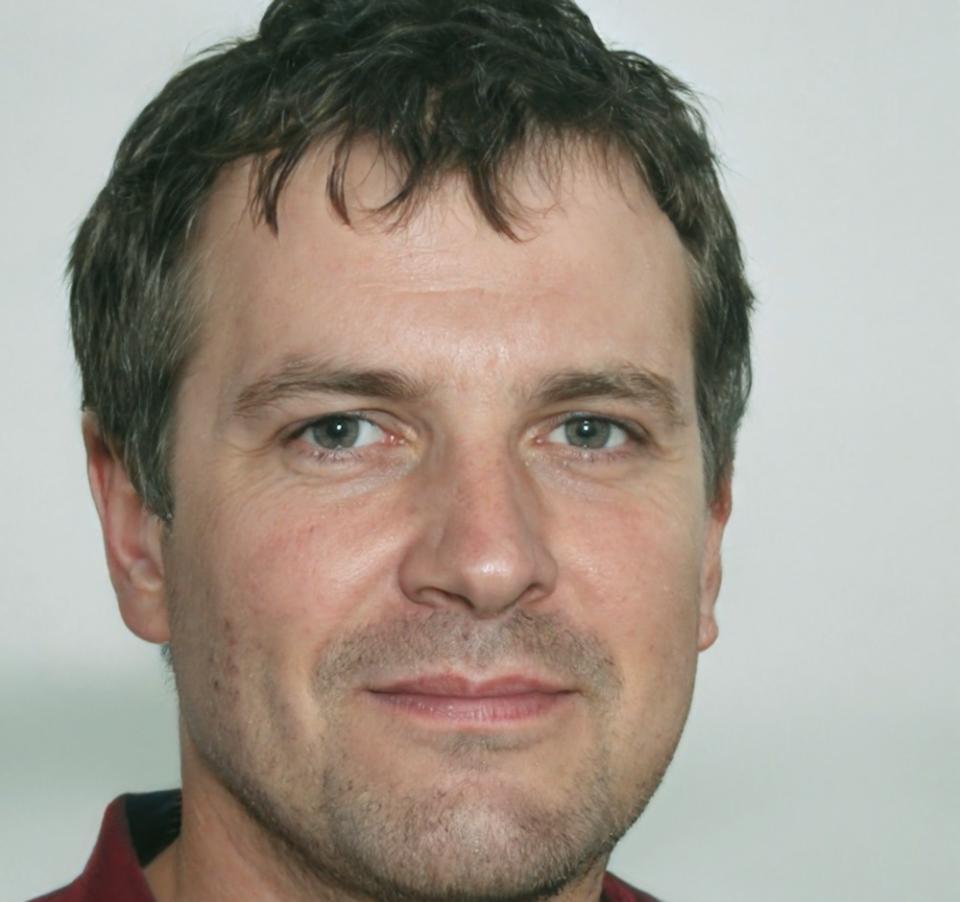 Portret Valentin Petrescu